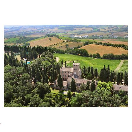 Relais Villa Sant'Isidoro Colbuccaro Luaran gambar